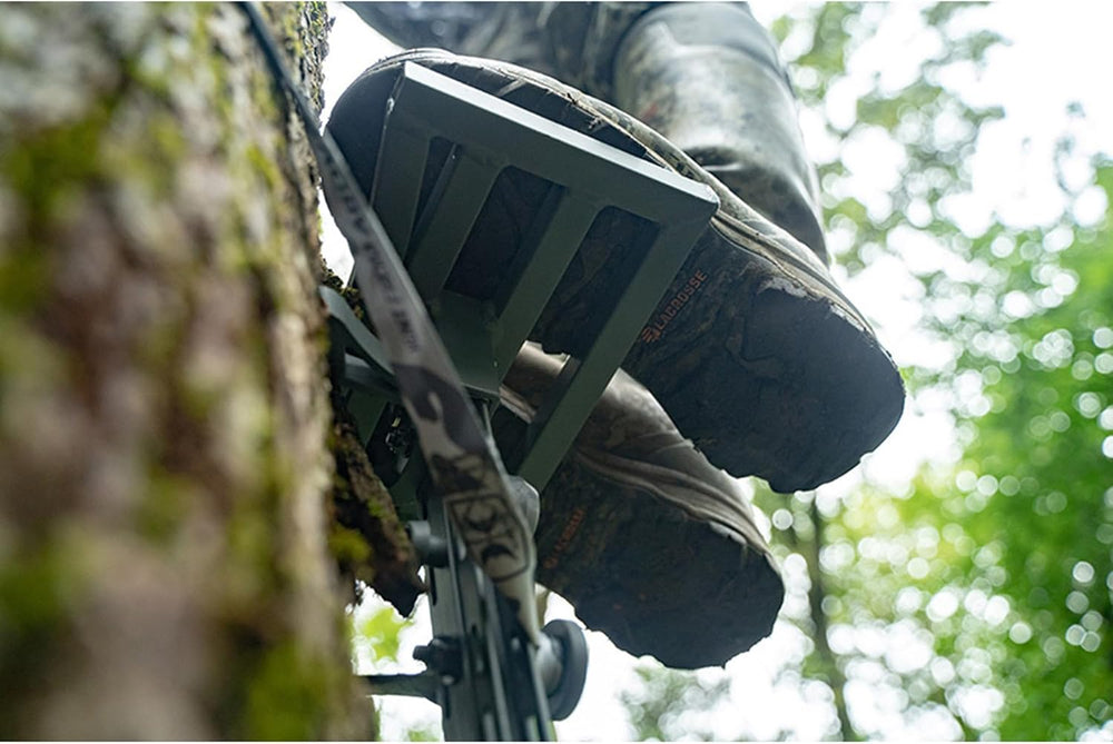 Hawk Helium Hammock Small Tree Stand Platform with Quiet Step, 10 x 6 Inch