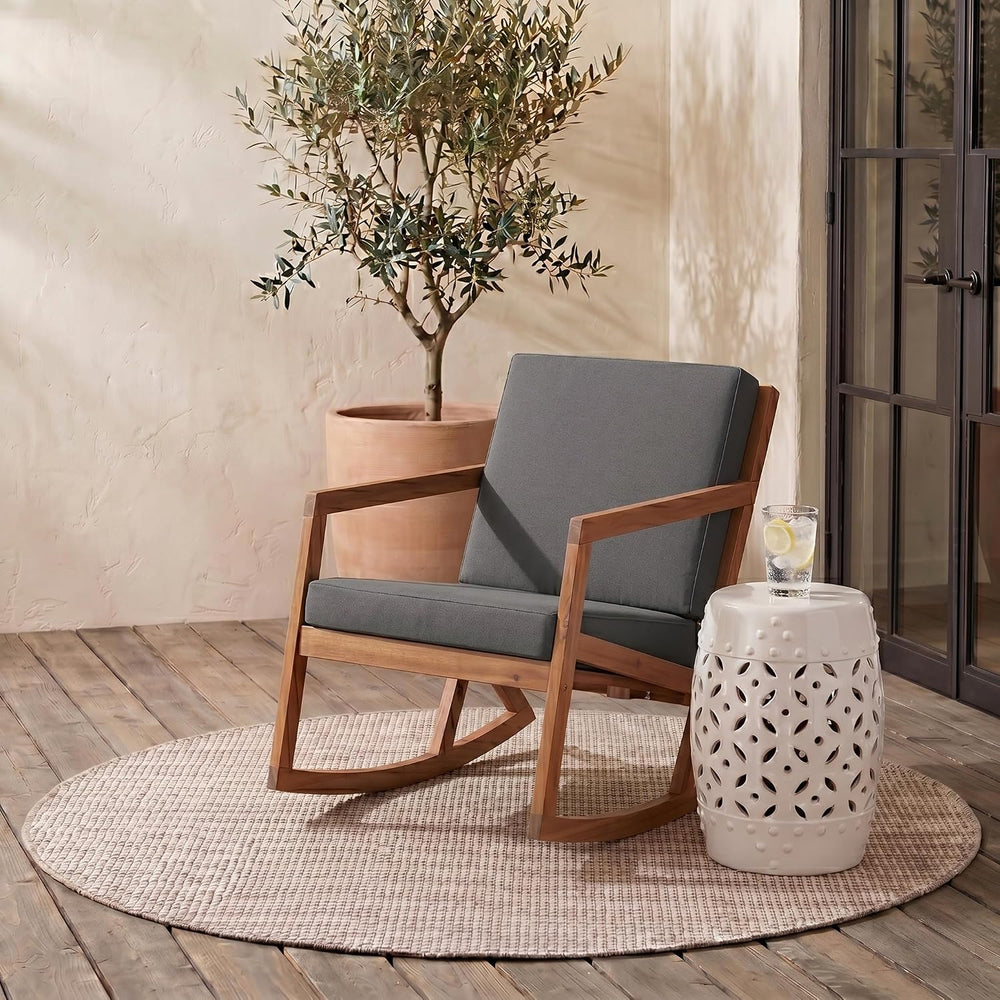 SAFAVIEH Outdoor Vernon Wood Rocking Chair, 24.6" Natural/Grey PAT7013D