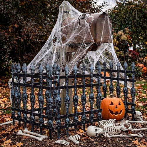 4 Pcs 11.8 x 19.6 Inch Halloween Wooden Skull Fence Cemetery Decoration