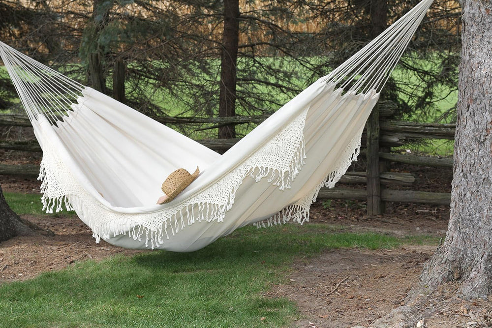 Vivere Double Deluxe Cotton Brazilian Style Hammock with Fringe - 450 lb Weig...